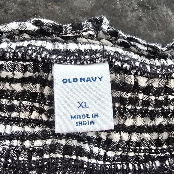 Old Navy Top, Size: XL - Picture 5 of 6